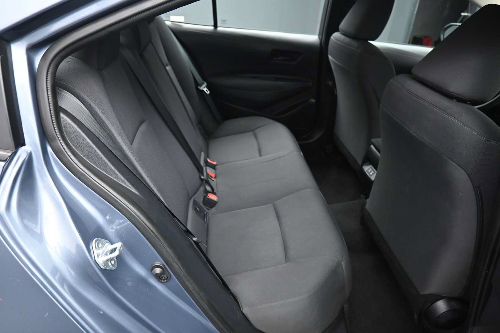 Used 2025 Toyota Corolla LE FWD image 22