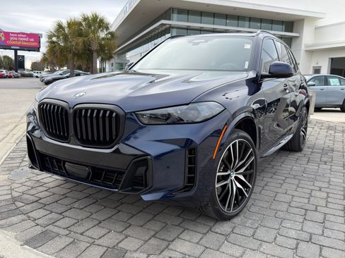 Certified 2025 BMW X5 xDrive40i w/ Executive Package image 1