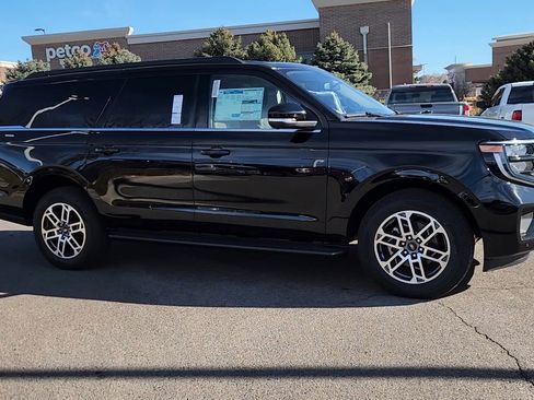 New 2025 Ford Expedition Max Active image 6