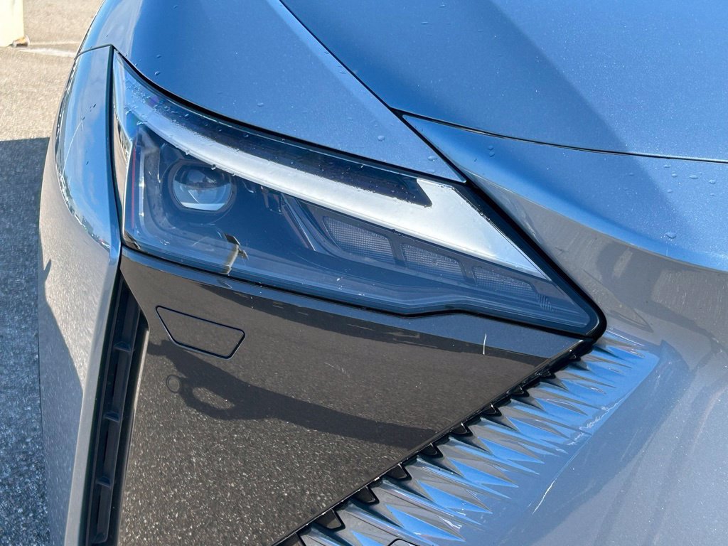 Used 2023 Lexus RZ 450e Premium w/ Technology Package AWD/4WD image 37