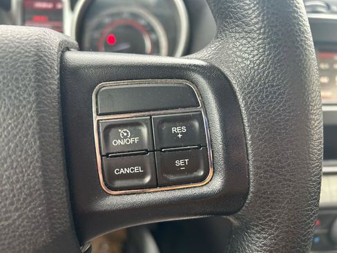 Used 2014 Dodge Journey SE w/ Flexible Seating Group FWD image 19