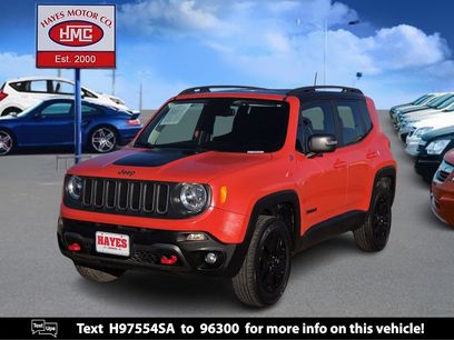 Used 2018 Jeep Renegade Trailhawk w/ UConnect 8.4 Nav Group