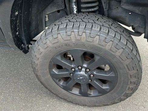 Used 2019 RAM 2500 Laramie image 9