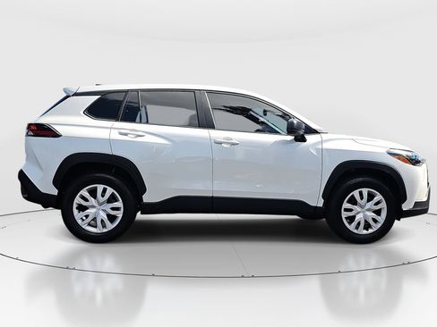 Certified 2026 Toyota Corolla Cross L FWD image 4