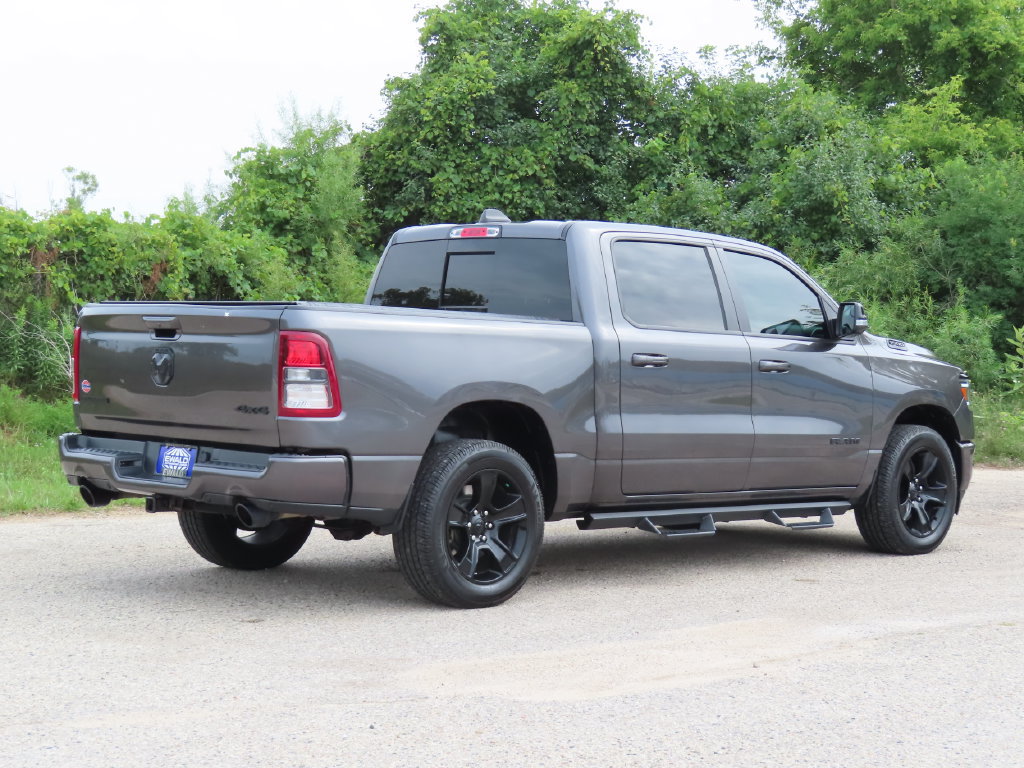 Used 2021 RAM 1500 Big Horn AWD/4WD image 3