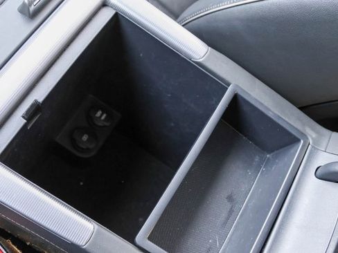 Used 2023 Hyundai Palisade Calligraphy w/ Winter Package image 25