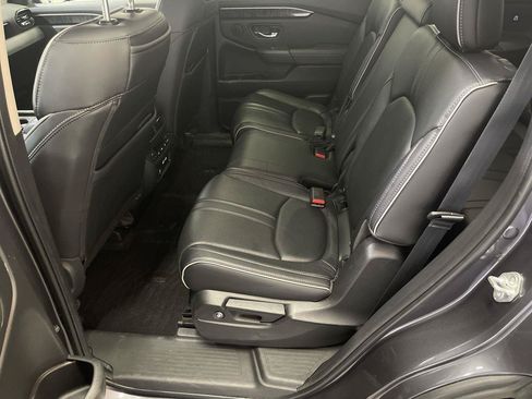 Used 2023 Honda Pilot Elite image 23