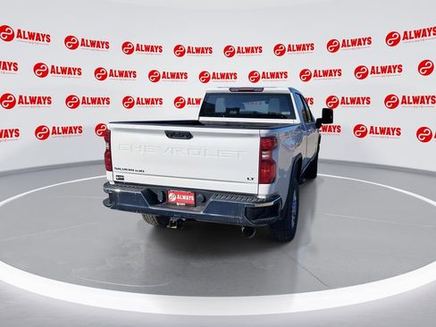 Used 2021 Chevrolet Silverado 2500 LT w/ Fleet Comfort Package image 10