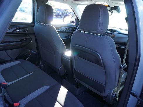 Used 2023 Chevrolet TrailBlazer LS image 10