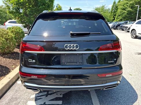 Used 2023 Audi Q5 2.0T Premium Plus w/ Premium Plus Package AWD/4WD image 7
