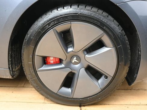 Used 2023 Tesla Model 3 Standard Range RWD image 41