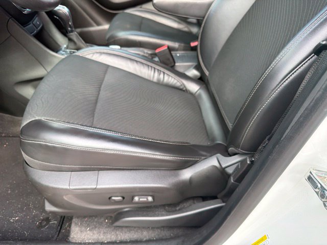 Used 2013 Buick Encore Convenience FWD image 8
