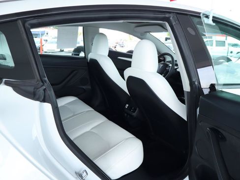 Used 2023 Tesla Model 3 Standard Range RWD image 32