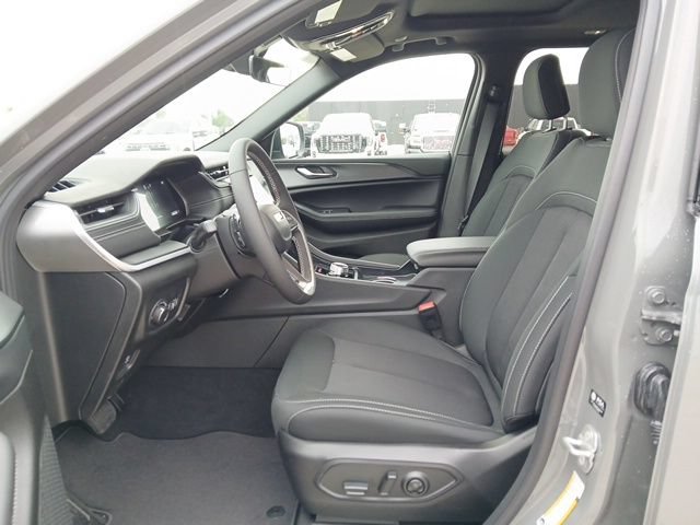 New 2027 Jeep Grand Cherokee Laredo X AWD/4WD image 12