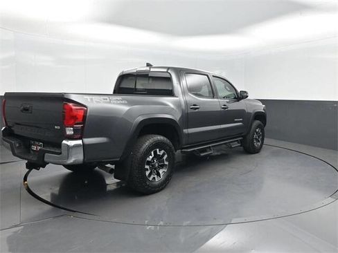 Used 2019 Toyota Tacoma SR5 image 34