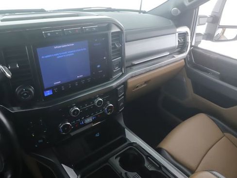 Used 2024 Ford F250 Lariat w/ Lariat Ultimate Package AWD/4WD image 29