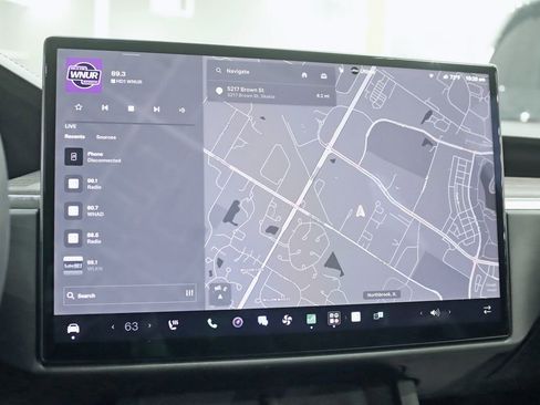 Used 2024 Tesla Model X AWD/4WD image 14