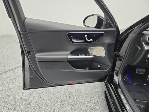 Used 2024 Mercedes-Benz C 300 4MATIC Sedan image 15