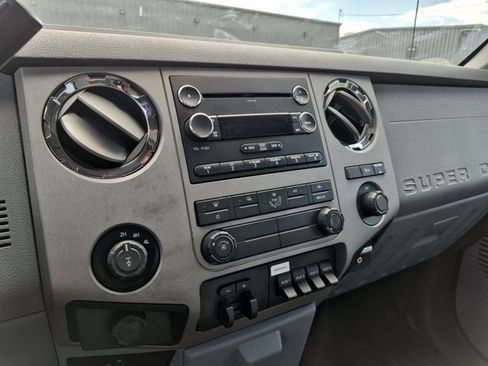 Used 2013 Ford F350 XLT w/ Camper Pkg AWD/4WD image 10