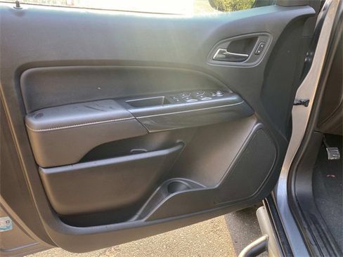 Used 2022 GMC Canyon AT4 w/ Driver Alert Package image 13