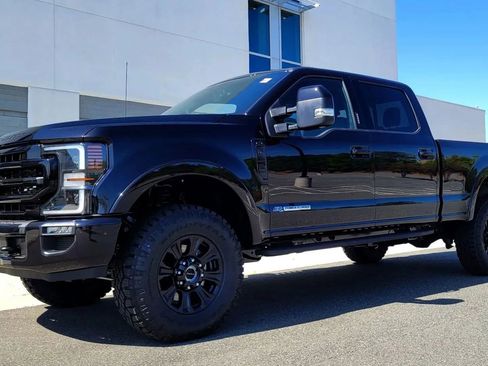 Used 2021 Ford F250 Lariat w/ Tremor Off-Road Package AWD/4WD image 1