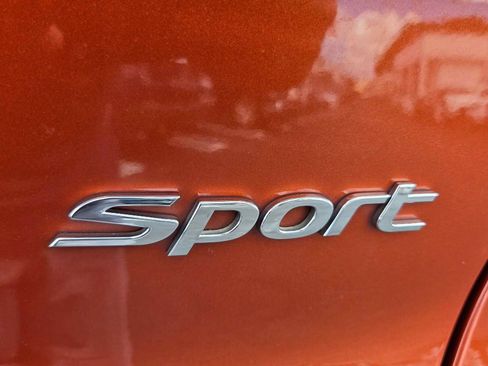 Used 2017 Hyundai Santa Fe Sport FWD image 17