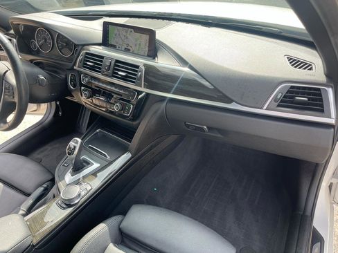 Used 2018 BMW 330i Sedan image 19