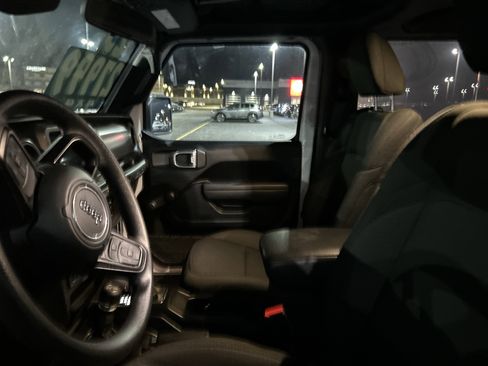 Used 2023 Jeep Wrangler Sport image 10