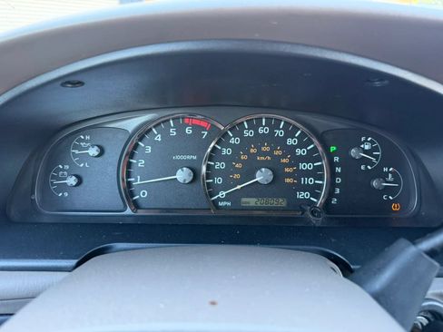 Used 2007 Toyota Sequoia Limited RWD image 25