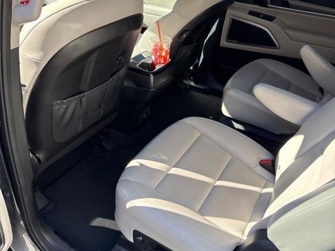 Used 2020 Kia Telluride S image 11