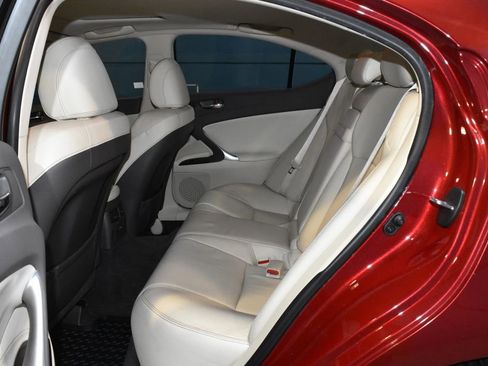 Used 2013 Lexus IS 250 w/ Premium Pkg Value Edition RWD image 19