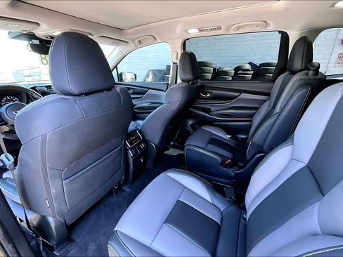 Used 2023 Subaru Ascent Onyx Edition image 16