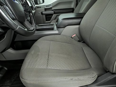 Used 2019 Ford F150 XLT w/ Equipment Group 302A Luxury AWD/4WD image 14