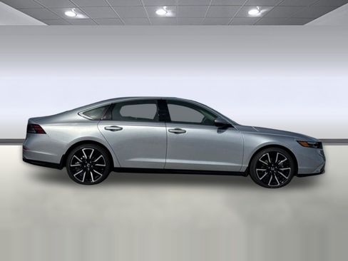 New 2026 Honda Accord Touring image 7