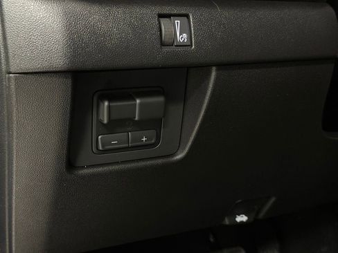 New 2026 Chevrolet Colorado Trail Boss AWD/4WD image 17