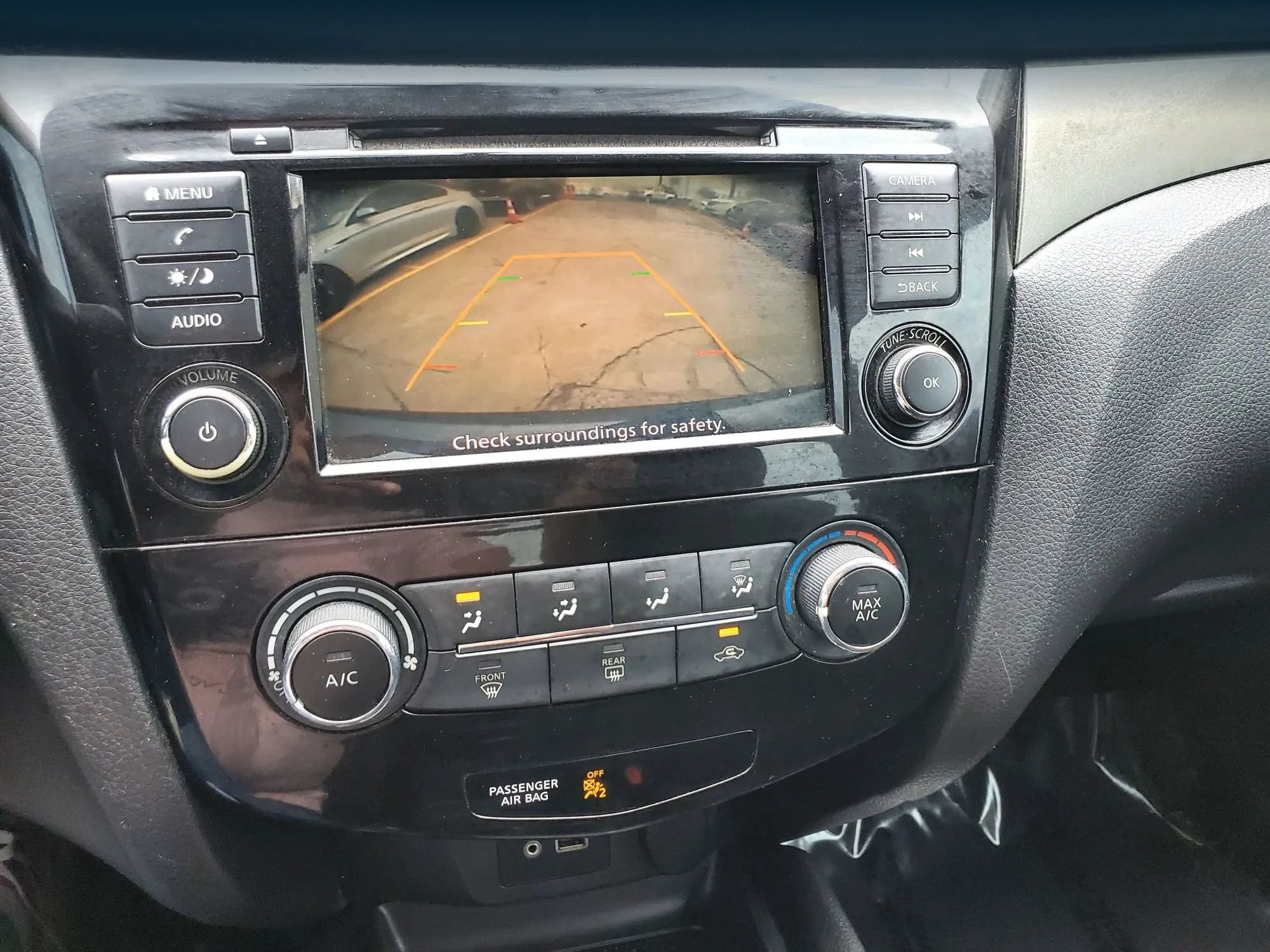 Used 2019 Nissan Rogue Sport S w/ Appearance Package FWD image 32