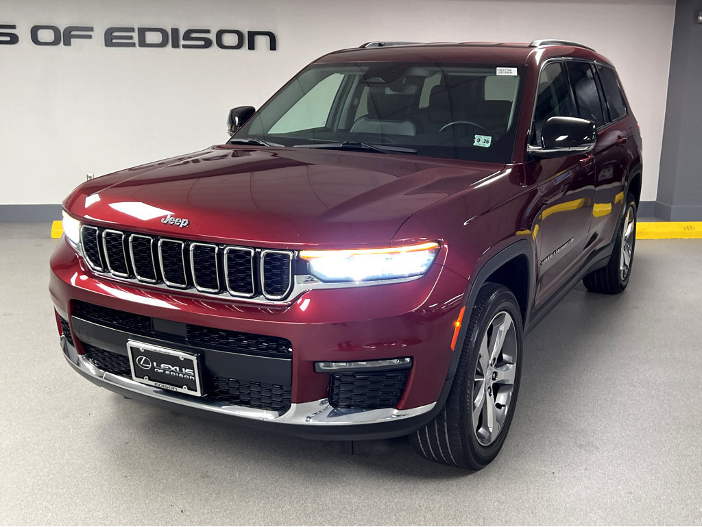 Used 2021 Jeep Grand Cherokee L Limited AWD/4WD image 3