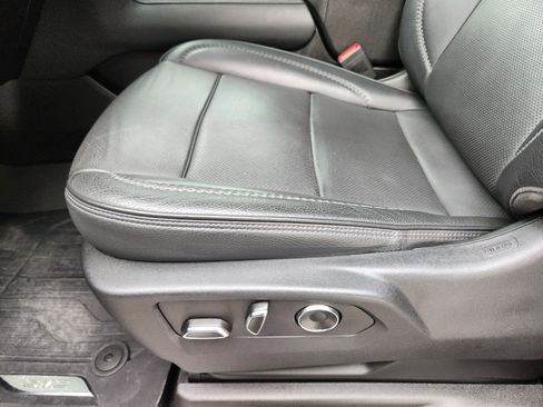 Certified 2023 GMC Yukon XL Denali w/ Denali Reserve Package image 26