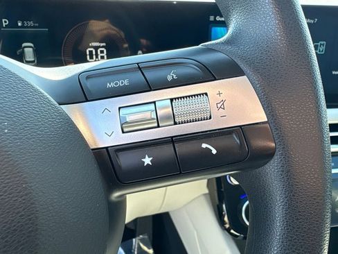 Used 2025 Hyundai Tucson SEL FWD image 18