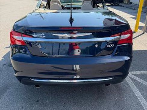 Used 2014 Chrysler 200 Limited FWD image 5