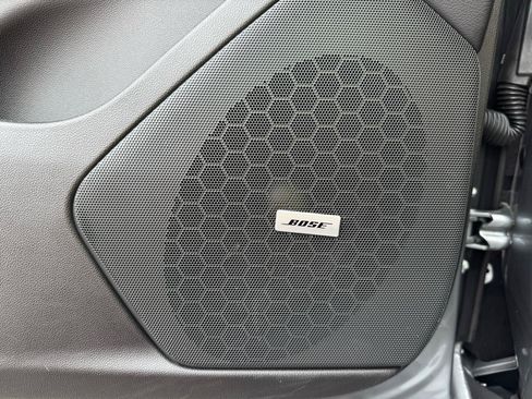 Used 2025 Cadillac XT5 Premium Luxury w/ LPO, Floor Liner Package AWD/4WD image 15