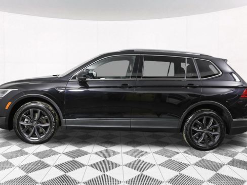 Used 2023 Volkswagen Tiguan SE image 19