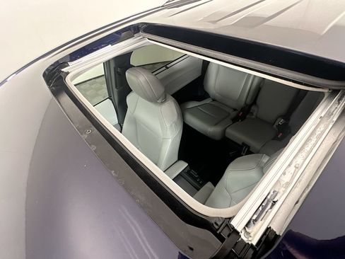 Certified 2026 Toyota Sienna XLE FWD image 23