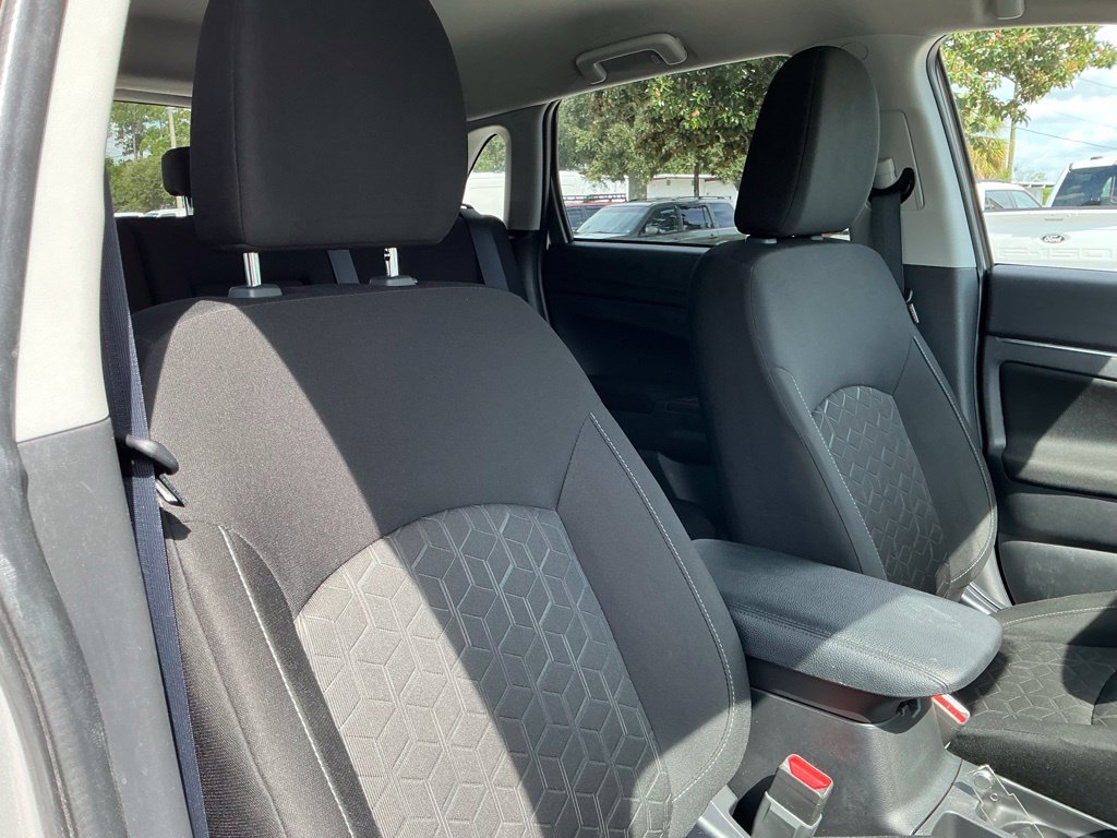 Used 2025 Mitsubishi Outlander Sport ES AWD/4WD image 22