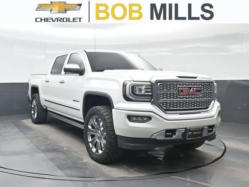 Used 2016 GMC Sierra 1500 Denali w/ Denali Ultimate Package AWD/4WD image 1