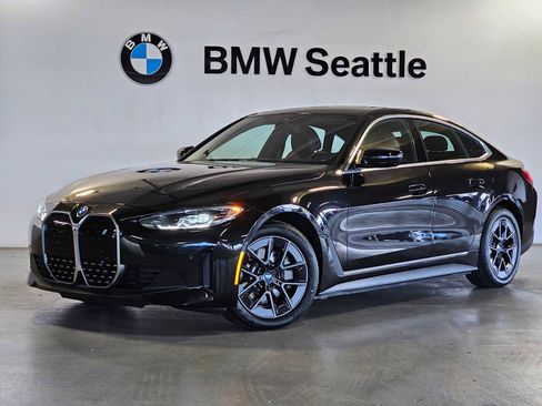 Used 2023 BMW i4 eDrive35 w/ Premium Package RWD image 1