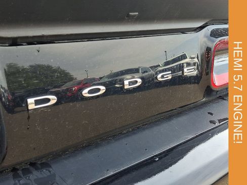 Used 2023 Dodge Challenger R/T RWD image 29