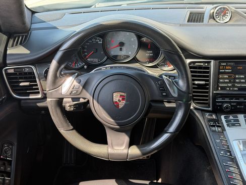 Used 2013 Porsche Panamera GTS AWD/4WD image 8