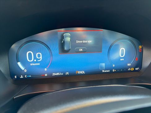 Used 2024 Ford Escape Platinum w/ Premium Technology Package image 20