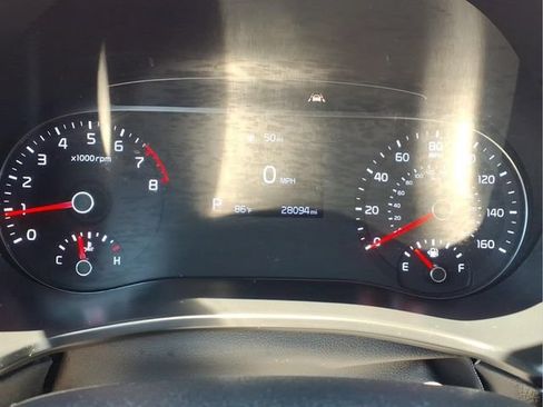 Used 2022 Kia Soul LX w/ Technology Package FWD image 16